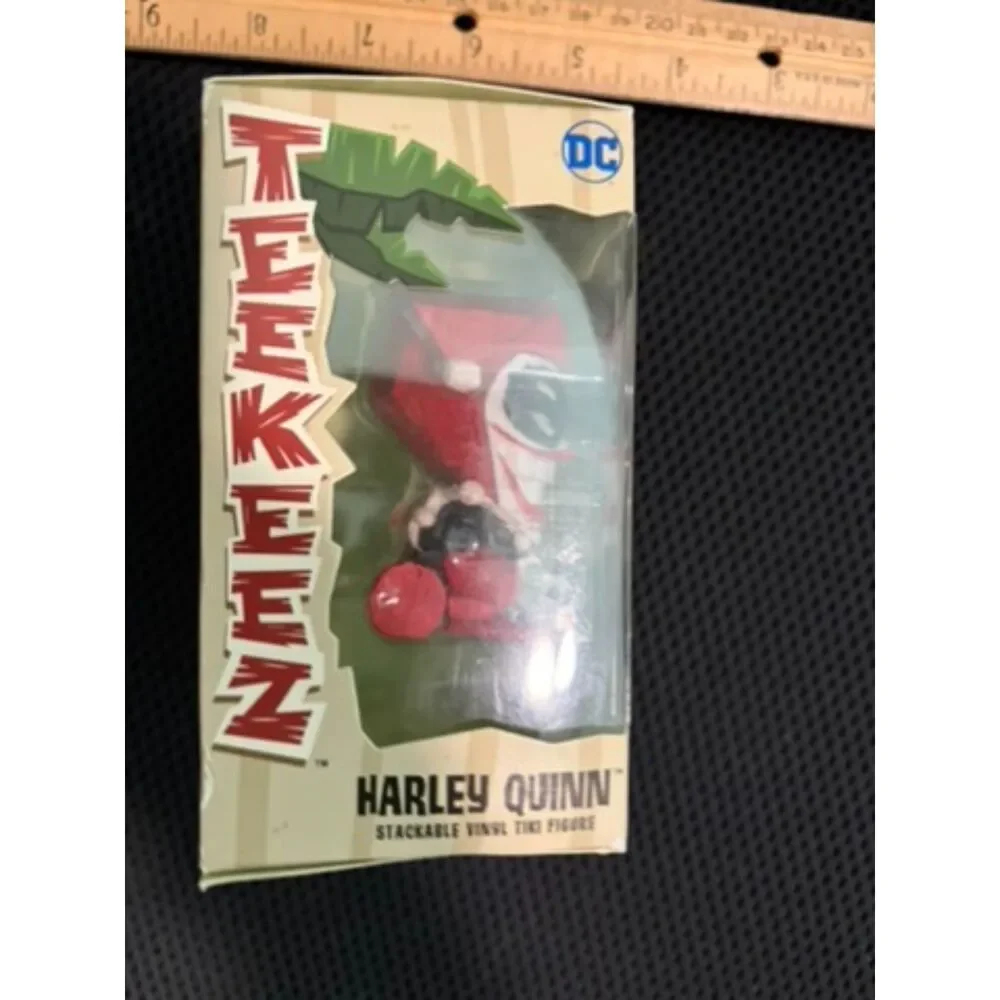 Cryptozoic DC comics Teekeez Harley Quinn stackable vinyl tiki fig